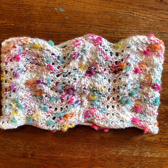 FREE WITH ANY BUNDLE! Unique handmade scarf - Picture 2 of 3